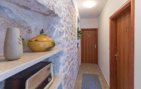 קלק Apartmani Kremena Small Beach 200M מראה חיצוני תמונה