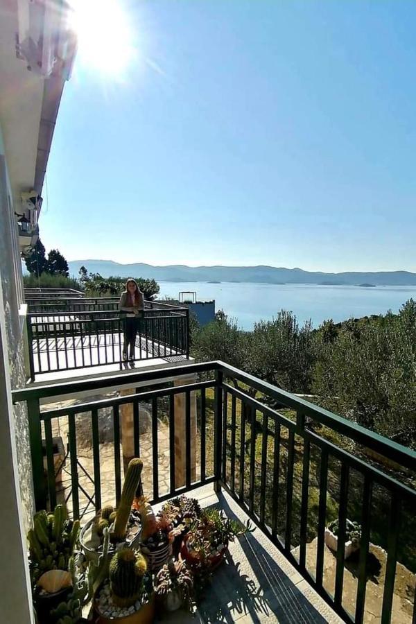 קלק Apartmani Kremena Small Beach 200M מראה חיצוני תמונה