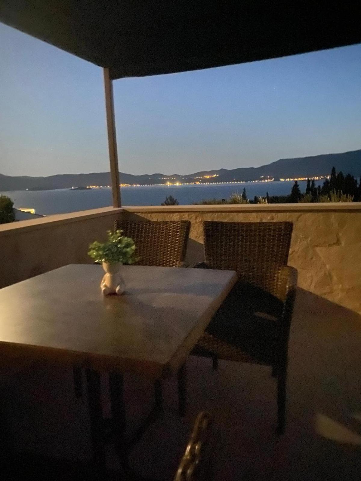 קלק Apartmani Kremena Small Beach 200M מראה חיצוני תמונה