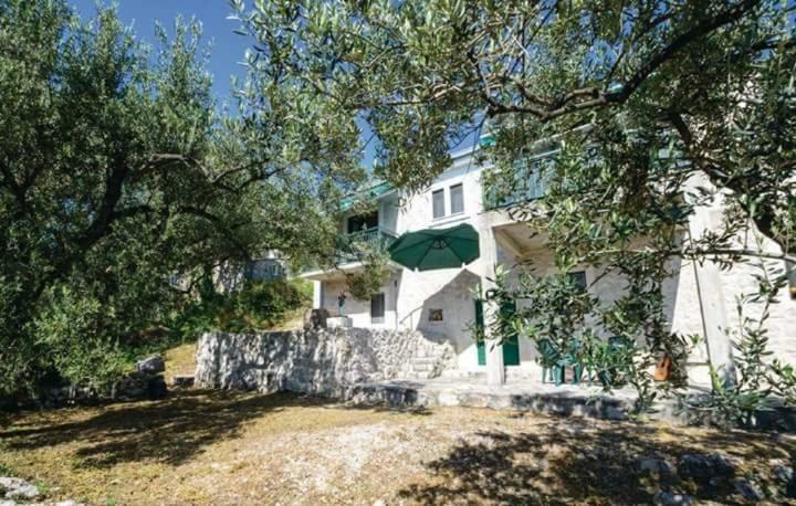 קלק Apartmani Kremena Small Beach 200M מראה חיצוני תמונה